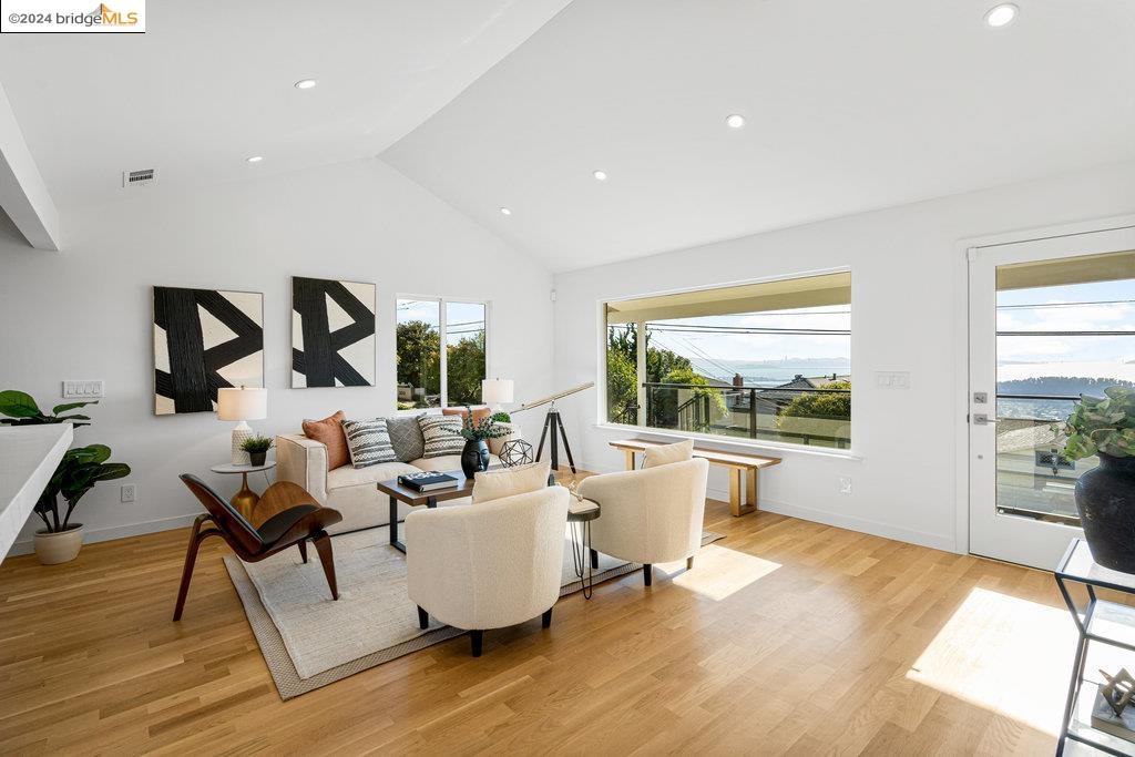 207 Cambridge Avenue