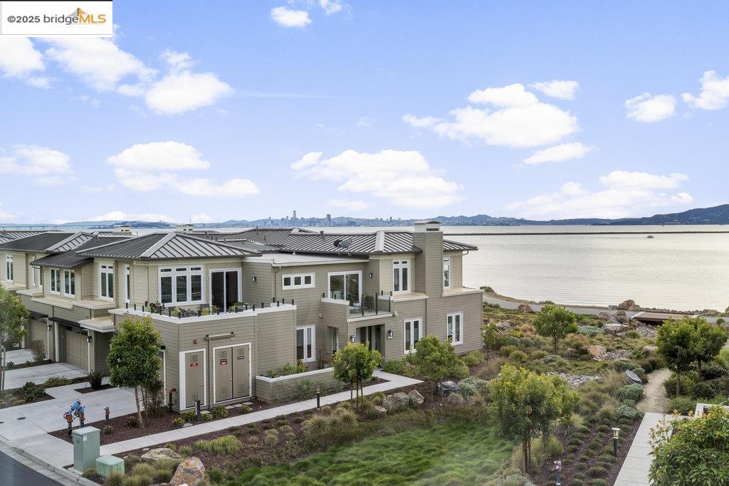 12 Sunset Lane