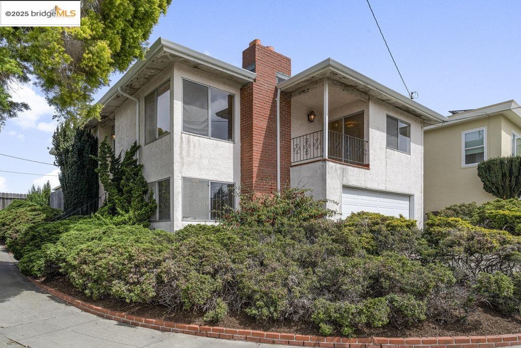 612 Sonoma Street