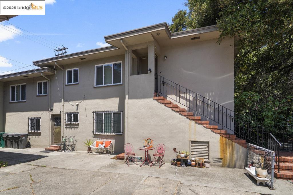 5438 Claremont Avenue