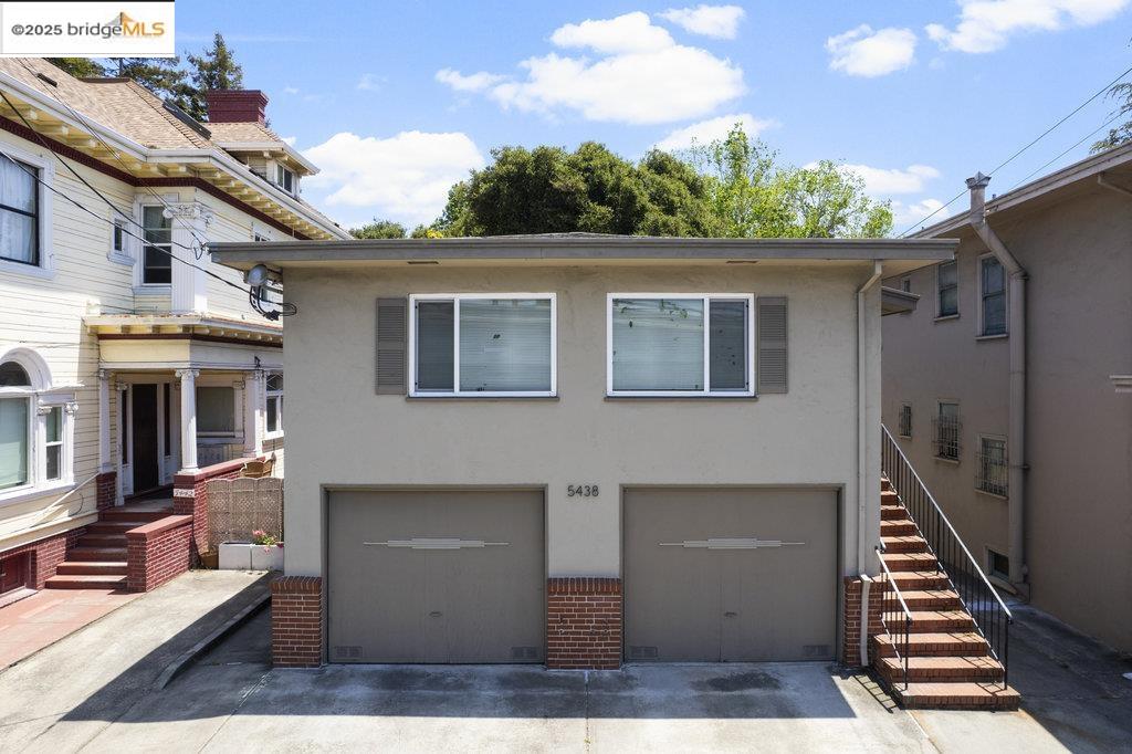 5438 Claremont Avenue