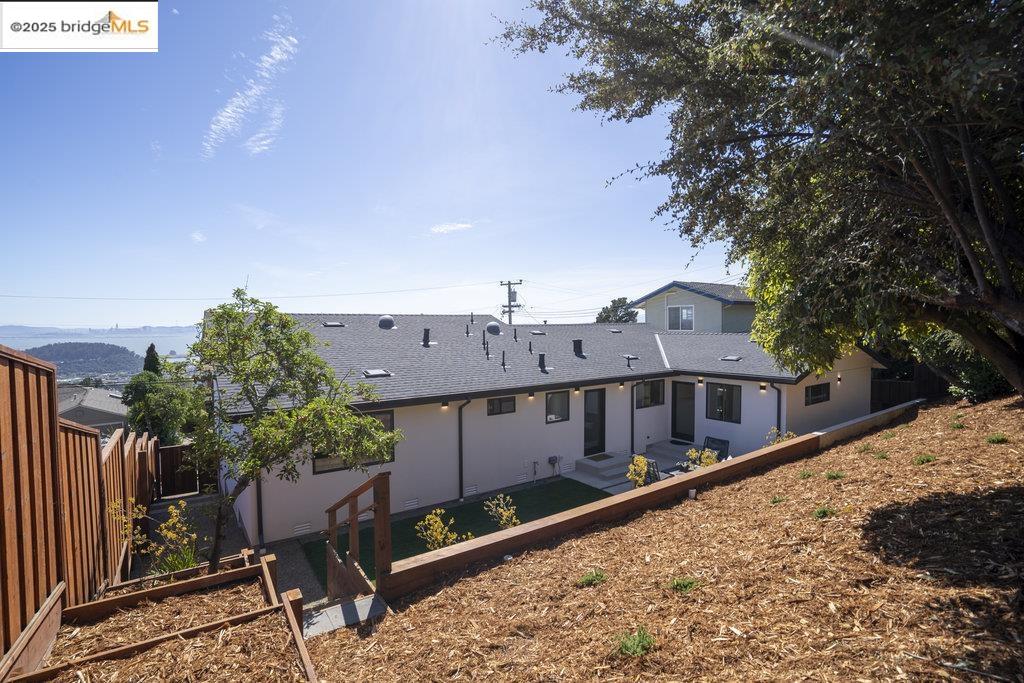844 Gelston Place