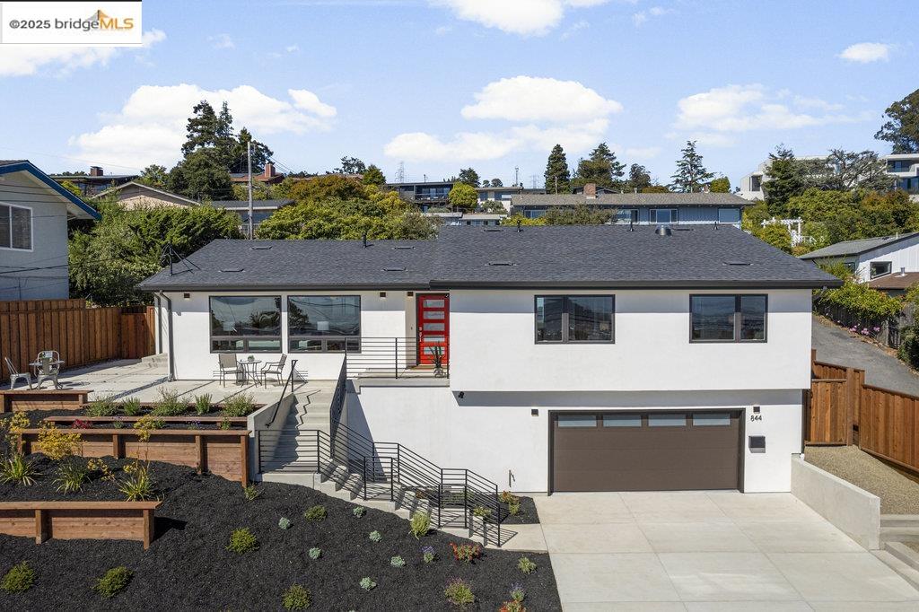 844 Gelston Place