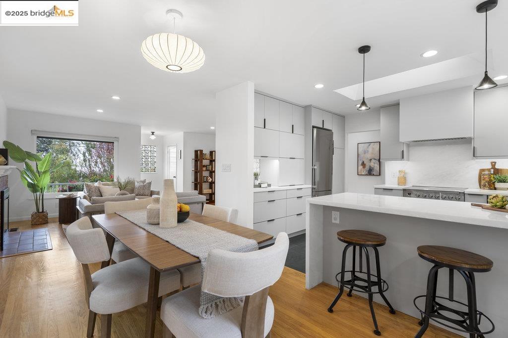 2400 Mira Vista Drive