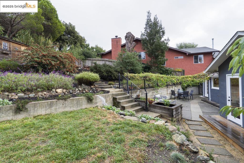 2400 Mira Vista Drive