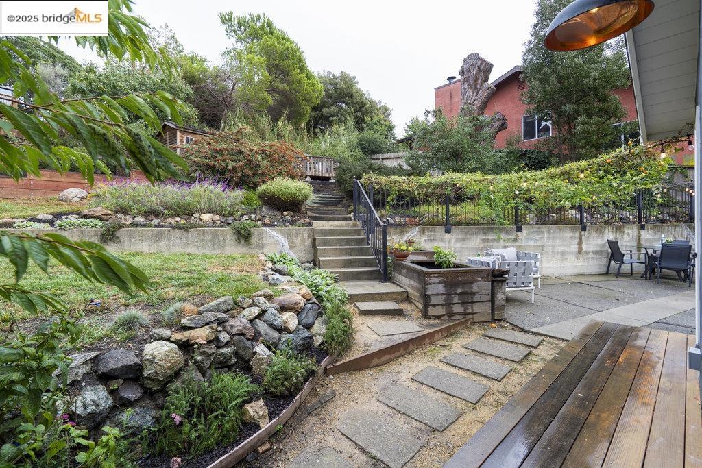 2400 Mira Vista Drive