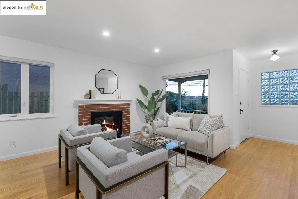 2400 Mira Vista Drive