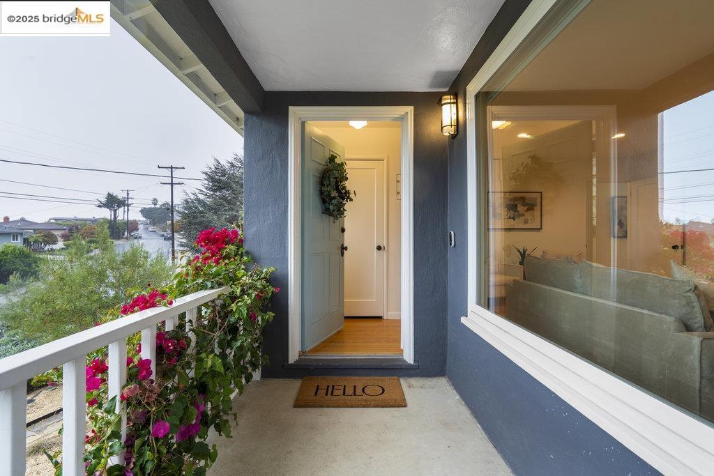 2400 Mira Vista Drive