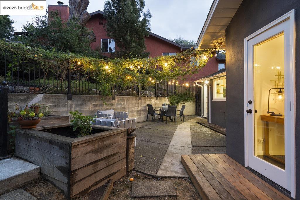 2400 Mira Vista Drive