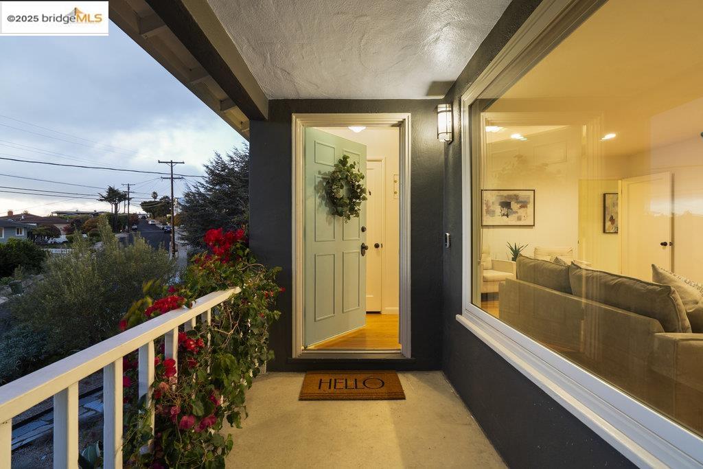 2400 Mira Vista Drive