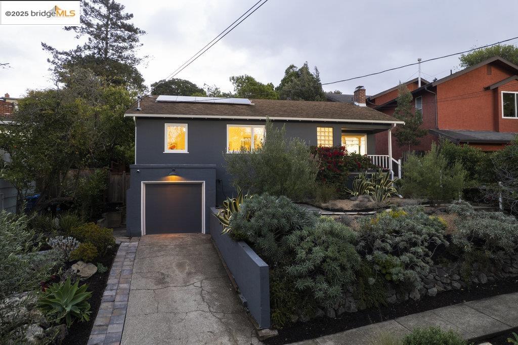 2400 Mira Vista Drive