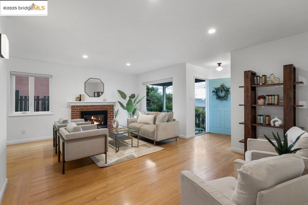 2400 Mira Vista Drive