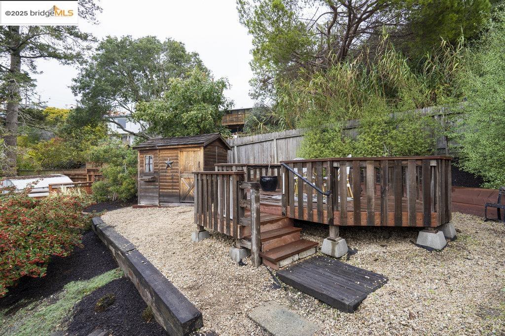 2400 Mira Vista Drive