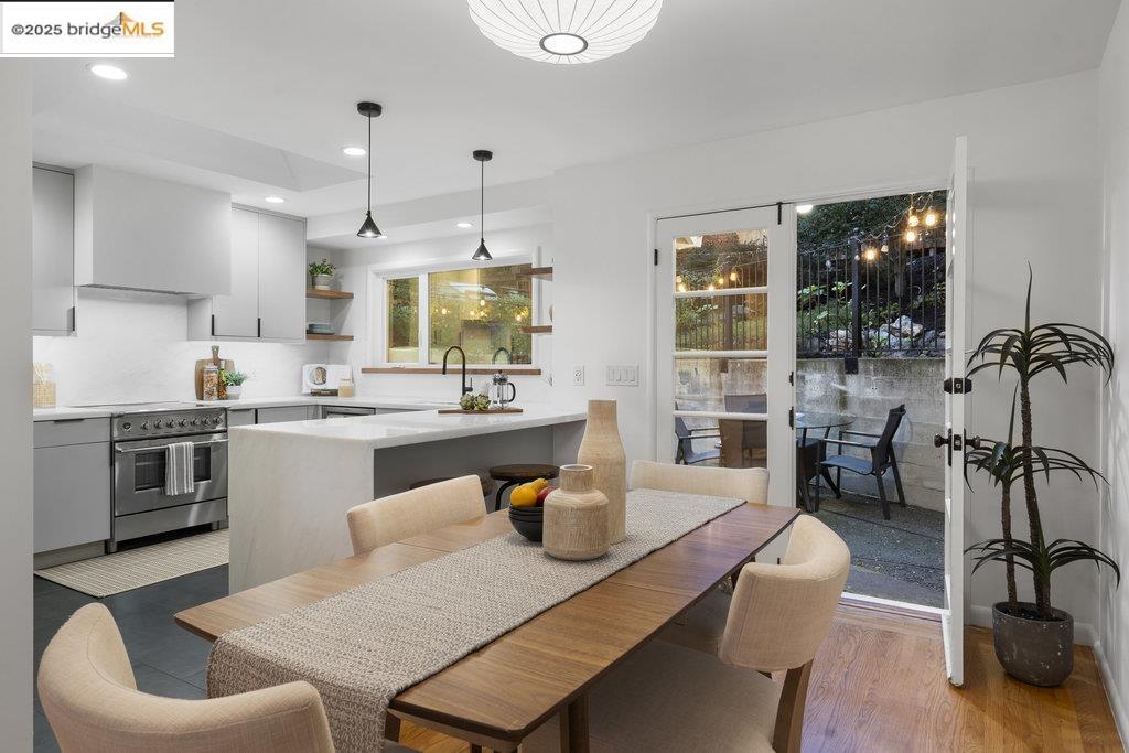 2400 Mira Vista Drive