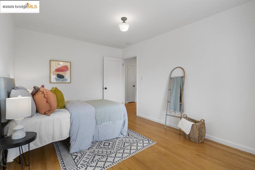 2400 Mira Vista Drive