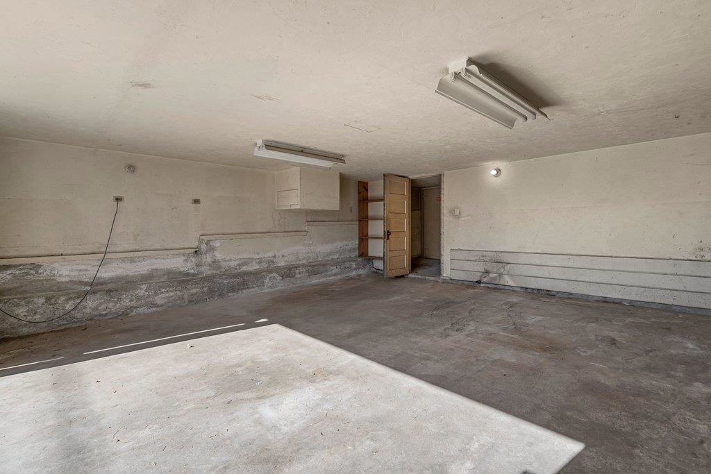 5901 Burlingame Avenue