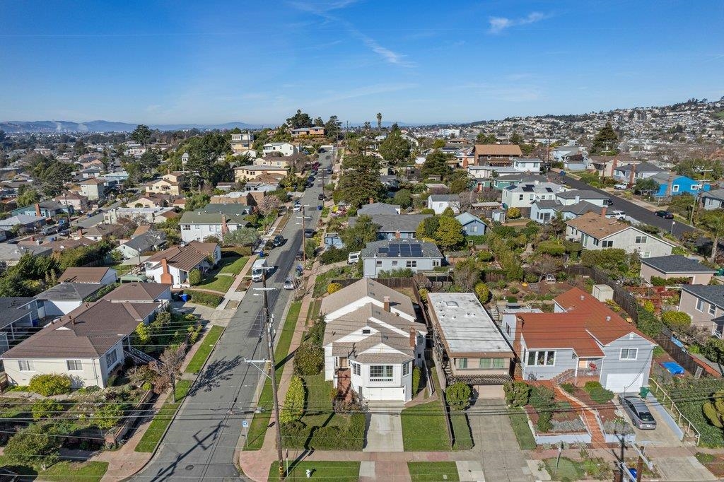 5901 Burlingame Avenue