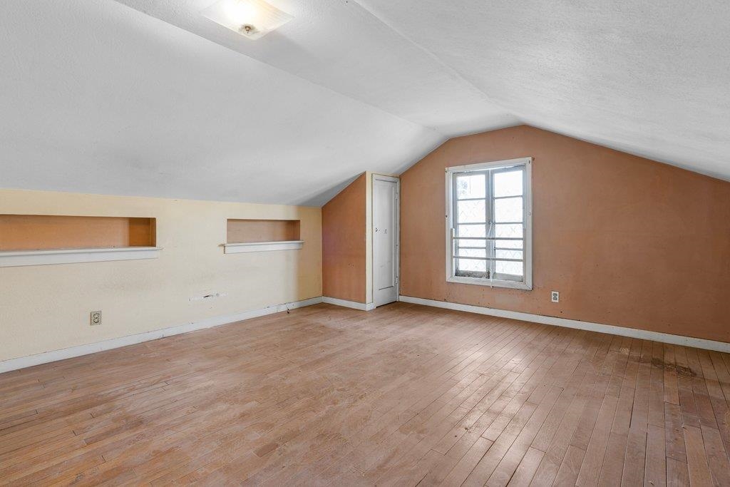 5901 Burlingame Avenue