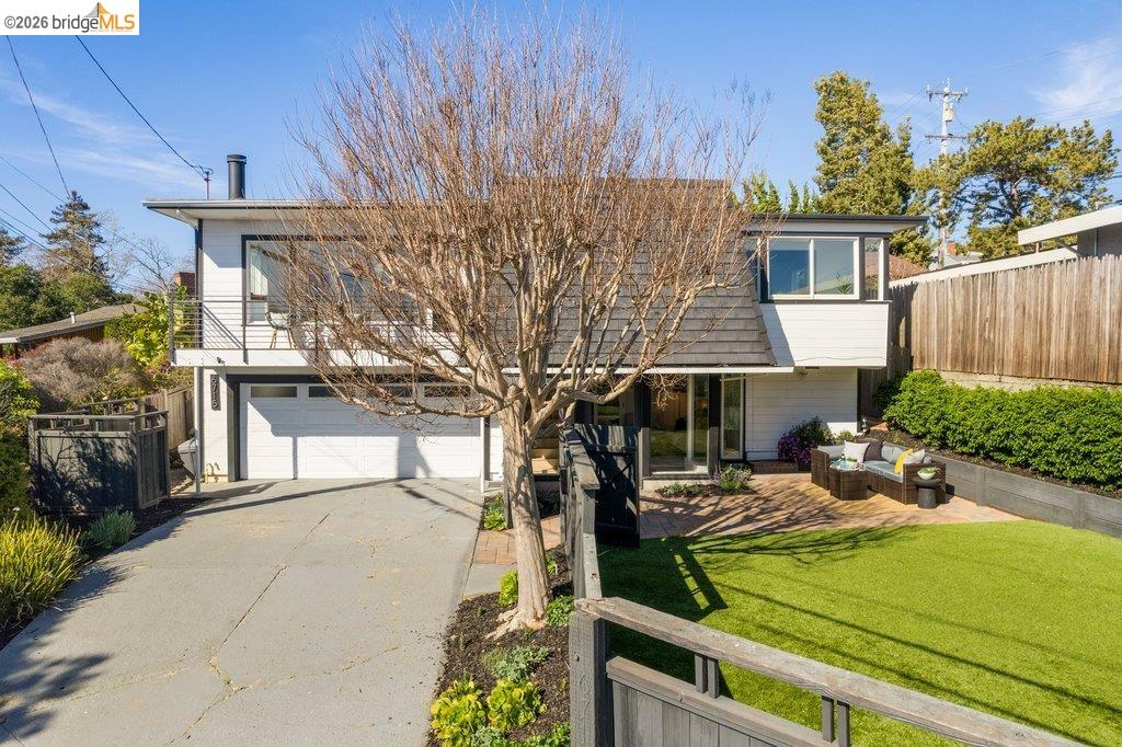 6715 Canyon Trail