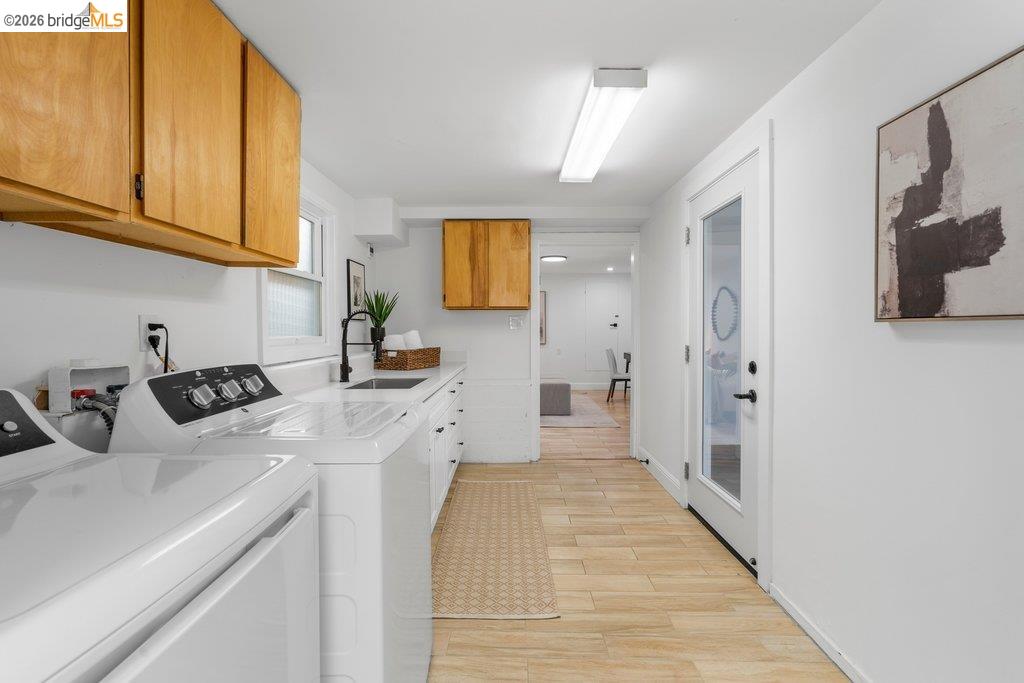6715 Canyon Trail