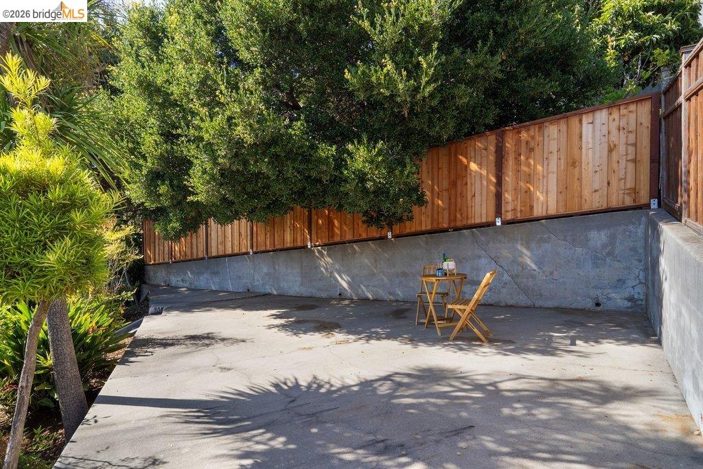6941 Fairview Drive
