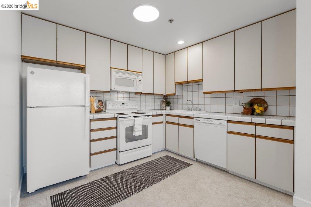 501 Arguello Boulevard # 301