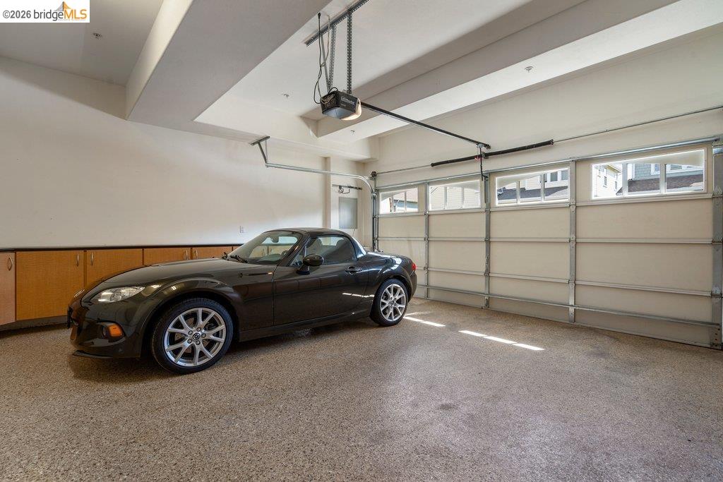 207 Flagship Court