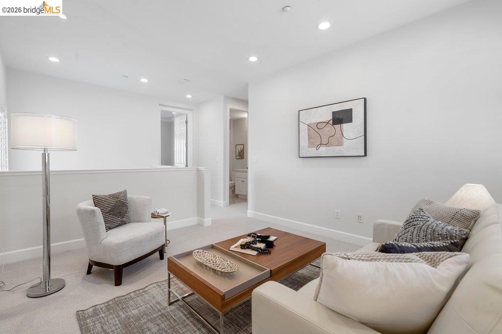 207 Flagship Court
