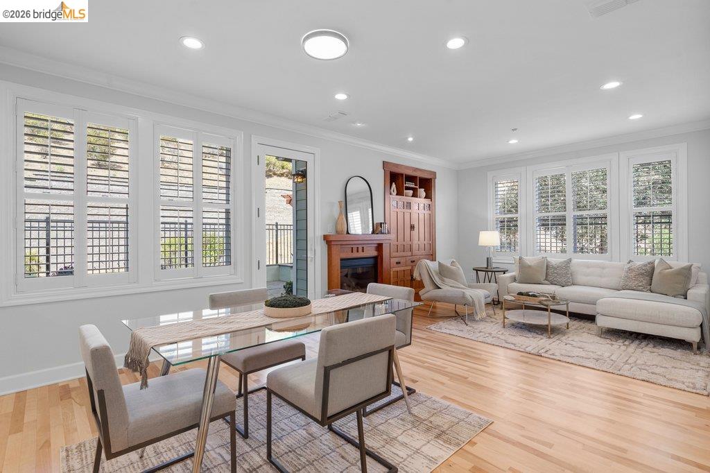 207 Flagship Court