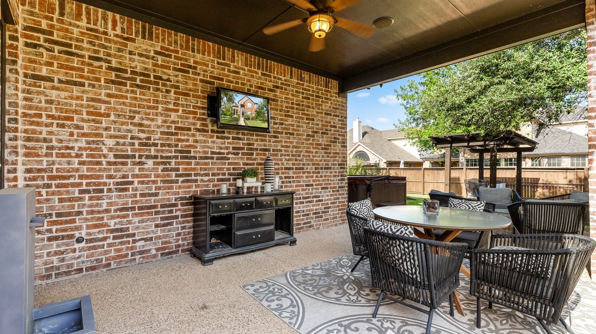 8931 Sherman Trail