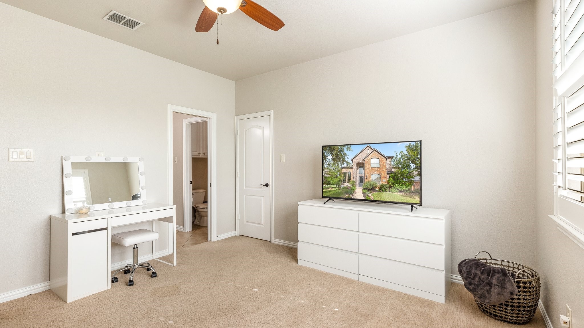 8931 Sherman Trail