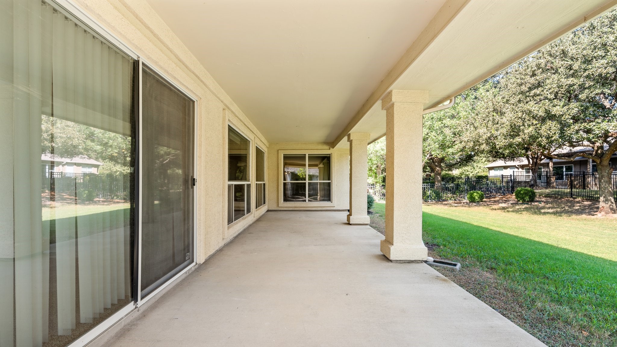 9424 Grandview Drive