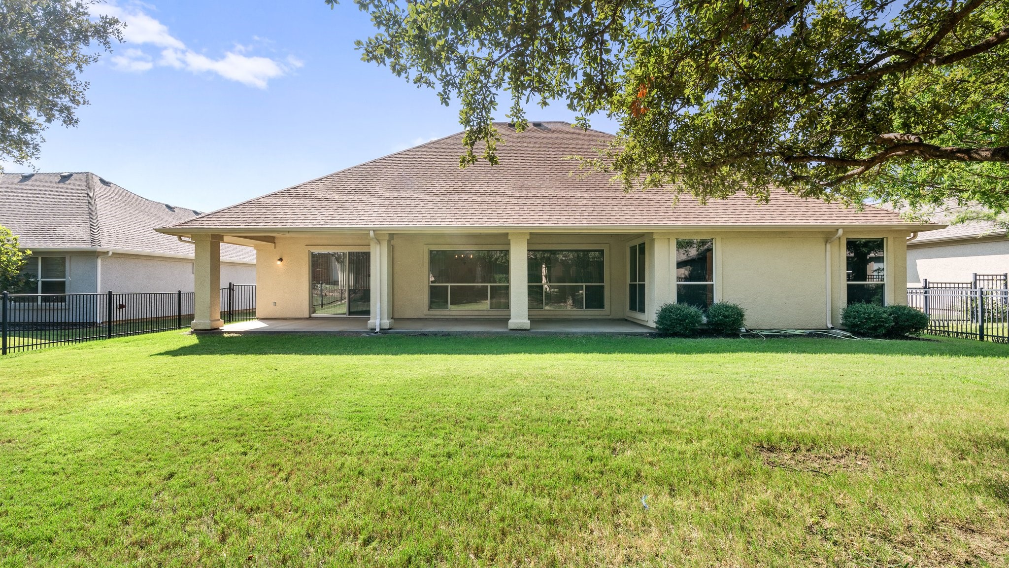9424 Grandview Drive