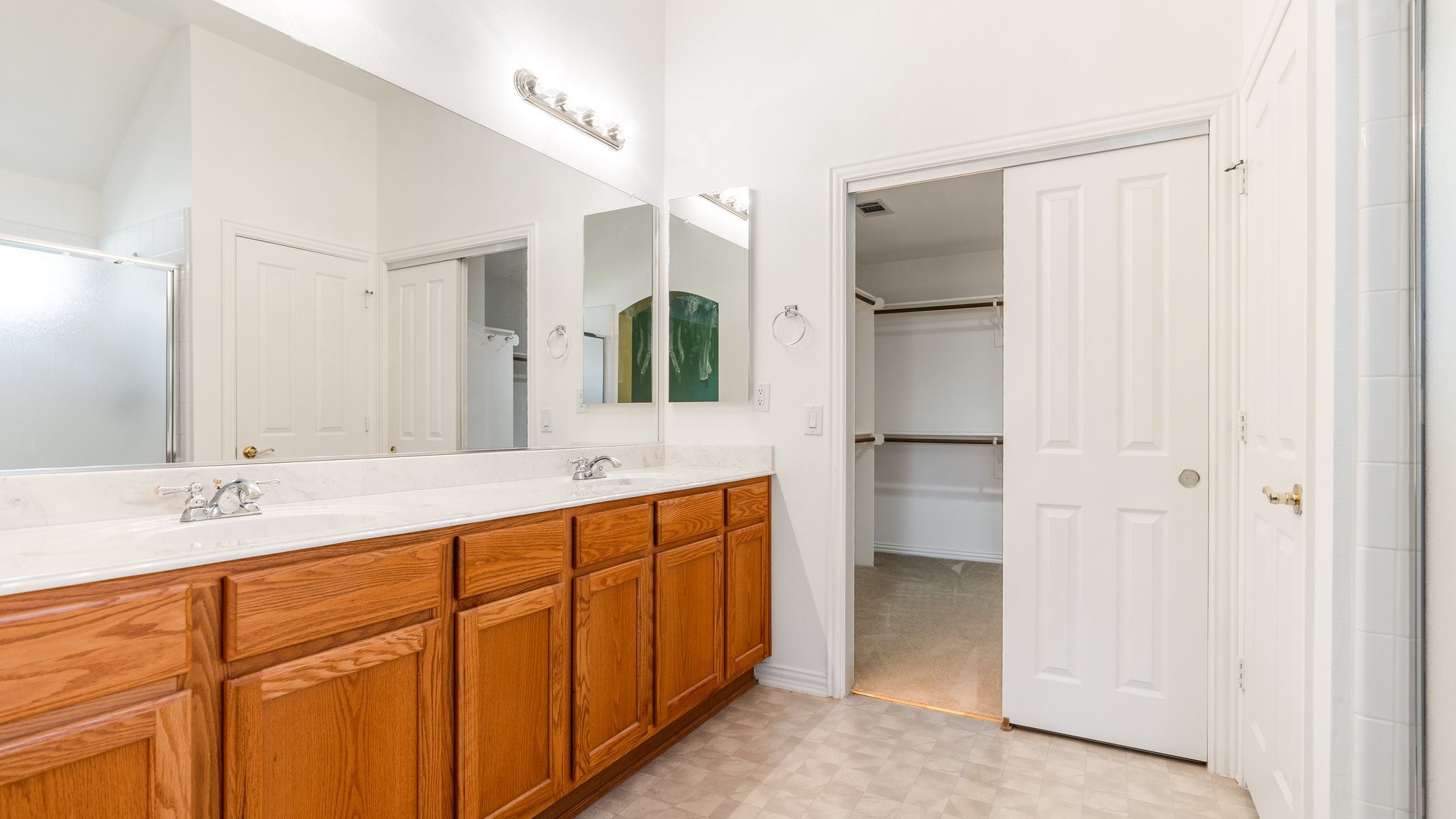 9424 Grandview Drive