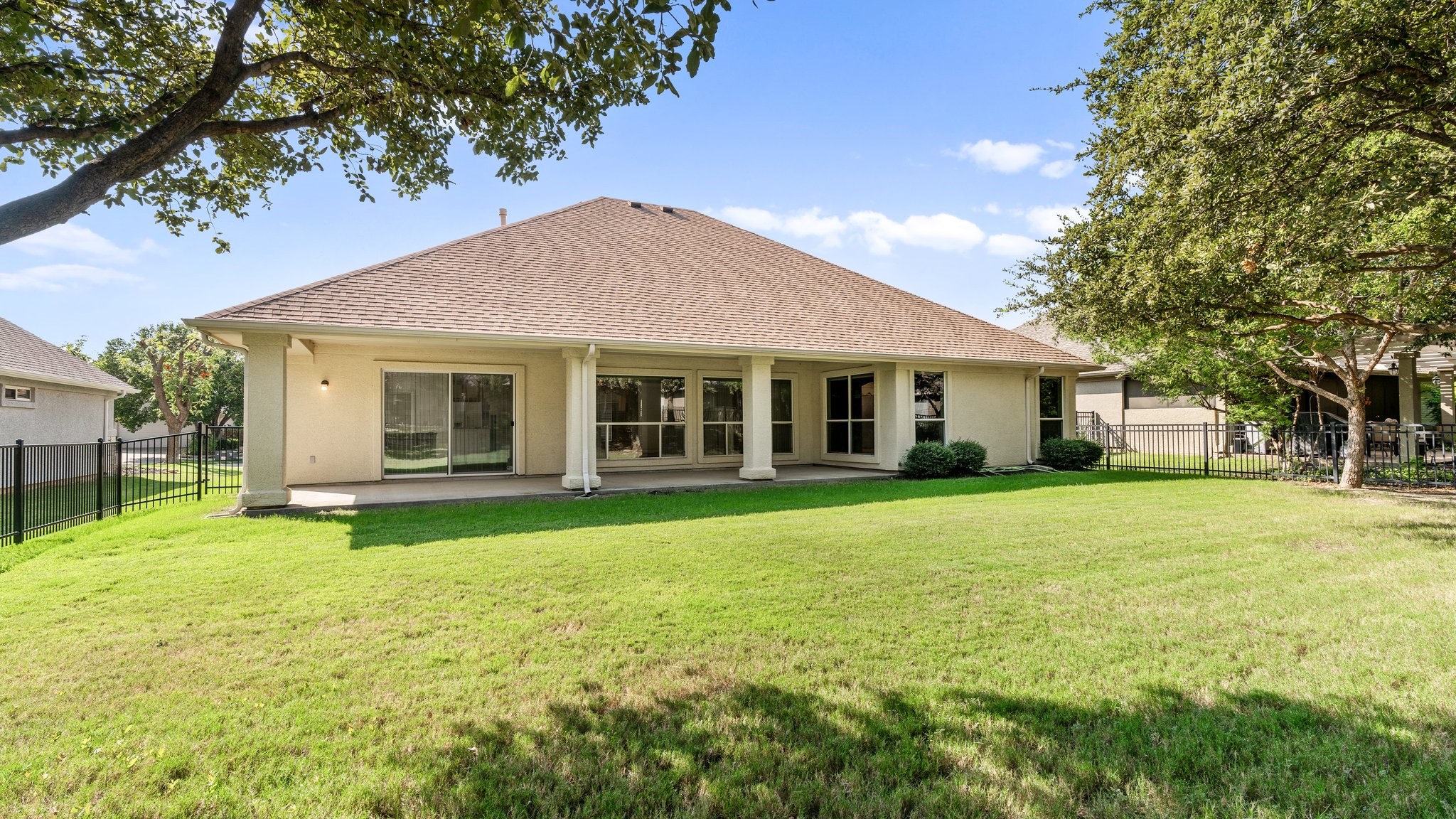 9424 Grandview Drive