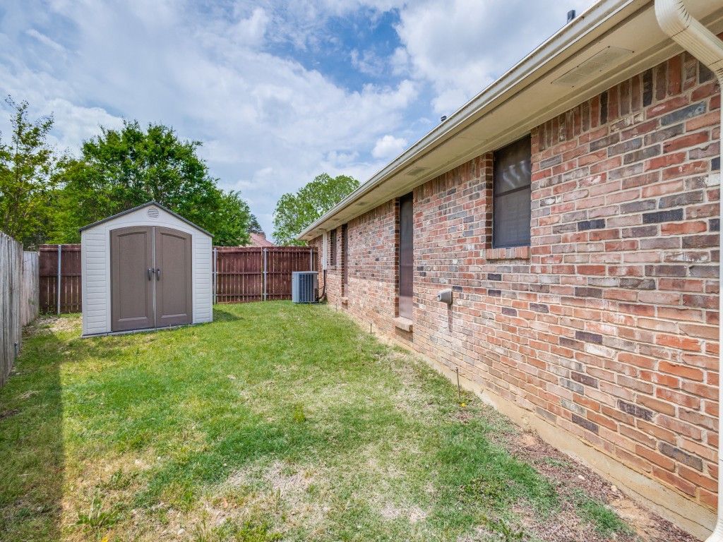 460 Highland Hills Lane