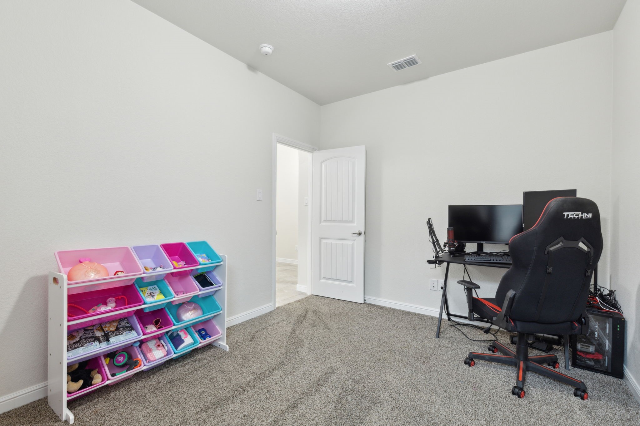 1108 Lakin Road