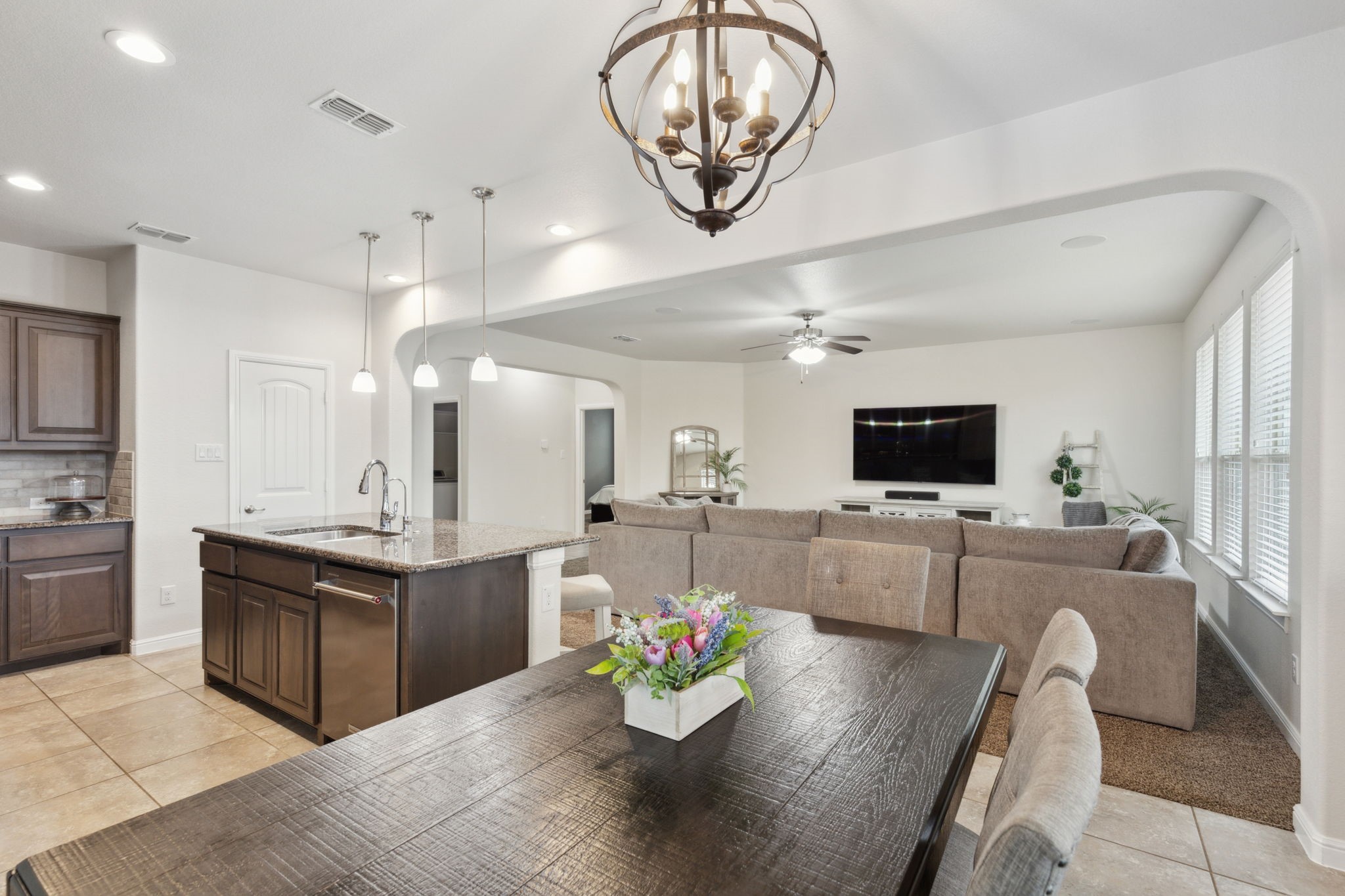 1108 Lakin Road
