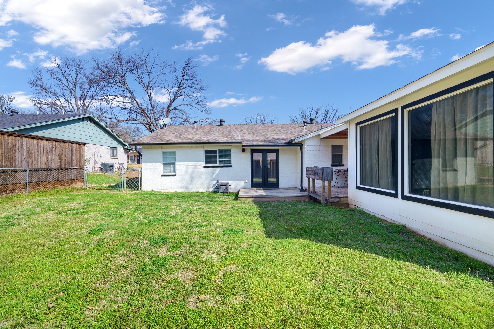 1025 Oak Hurst Drive