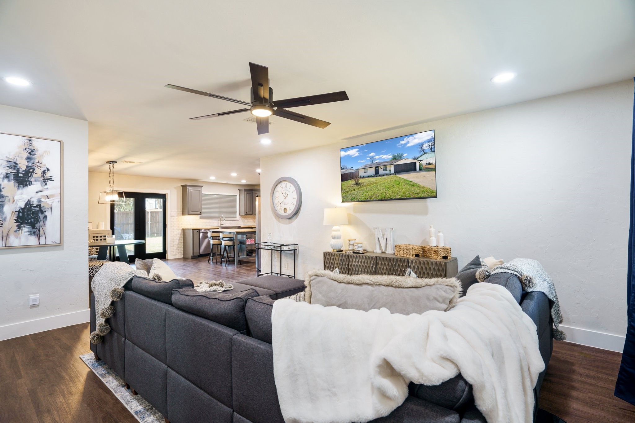 1025 Oak Hurst Drive