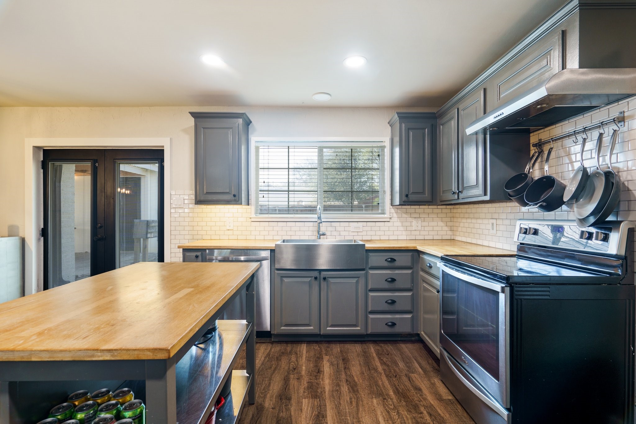 1025 Oak Hurst Drive
