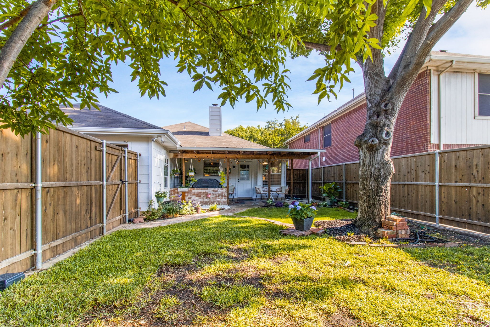 4411 Cordova Lane