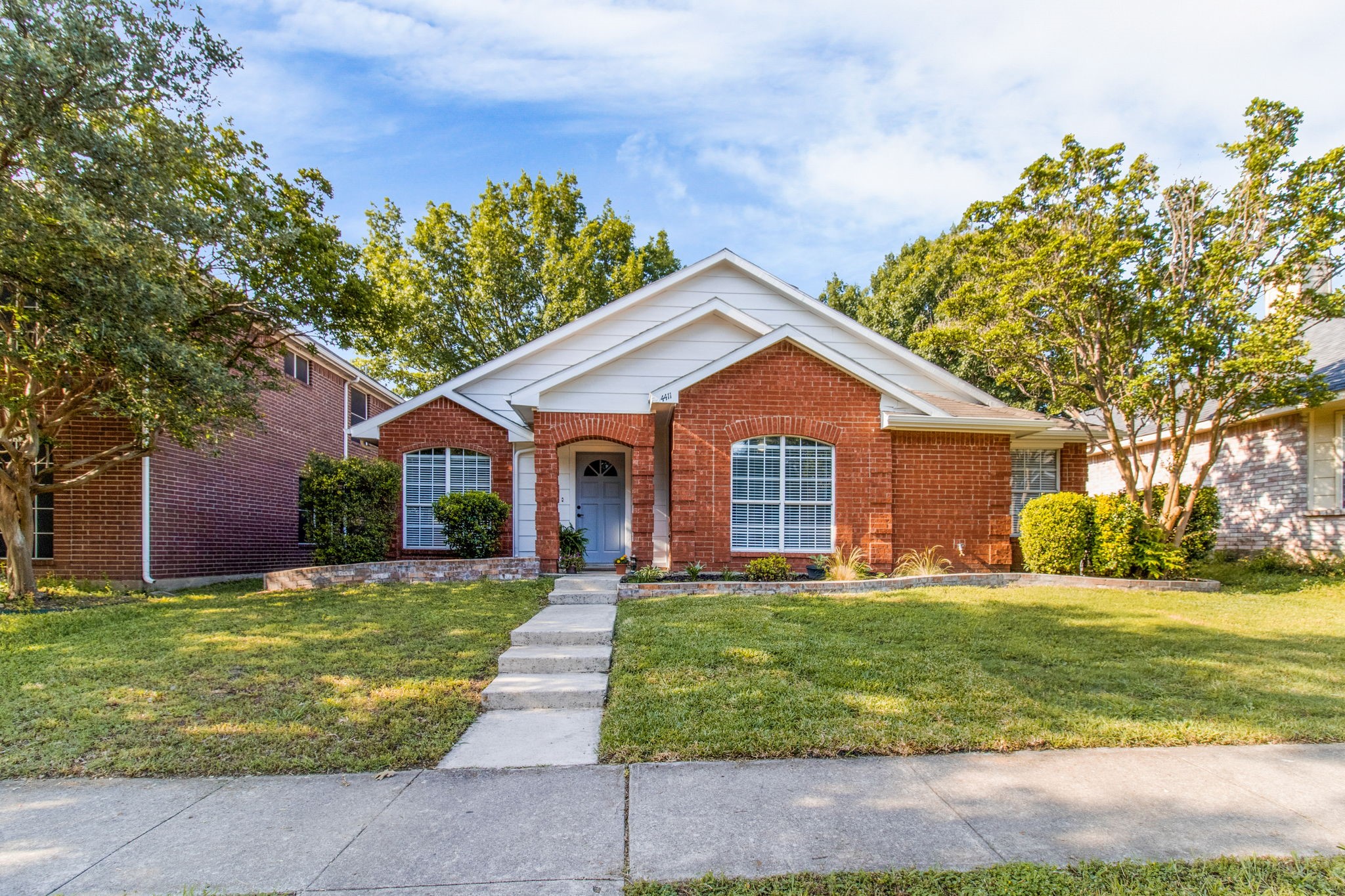4411 Cordova Lane