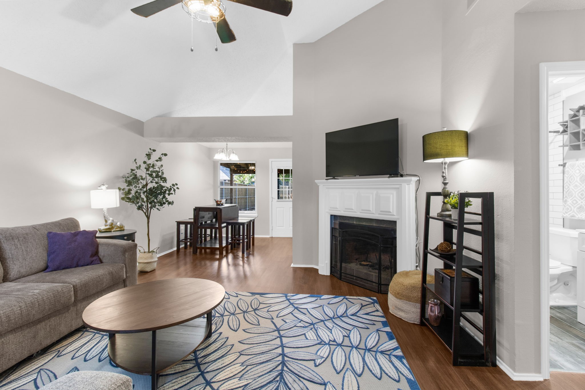 4411 Cordova Lane