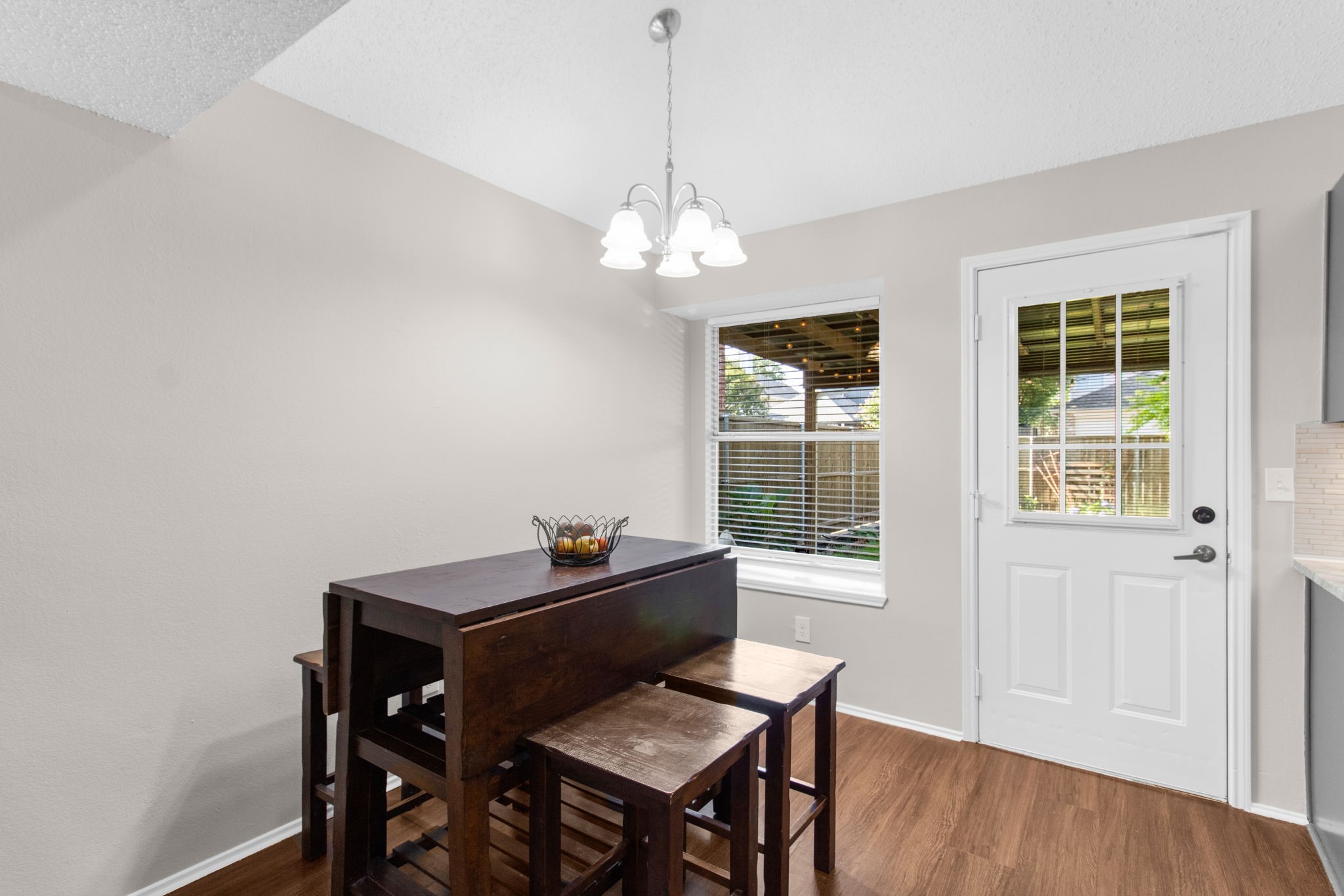 4411 Cordova Lane