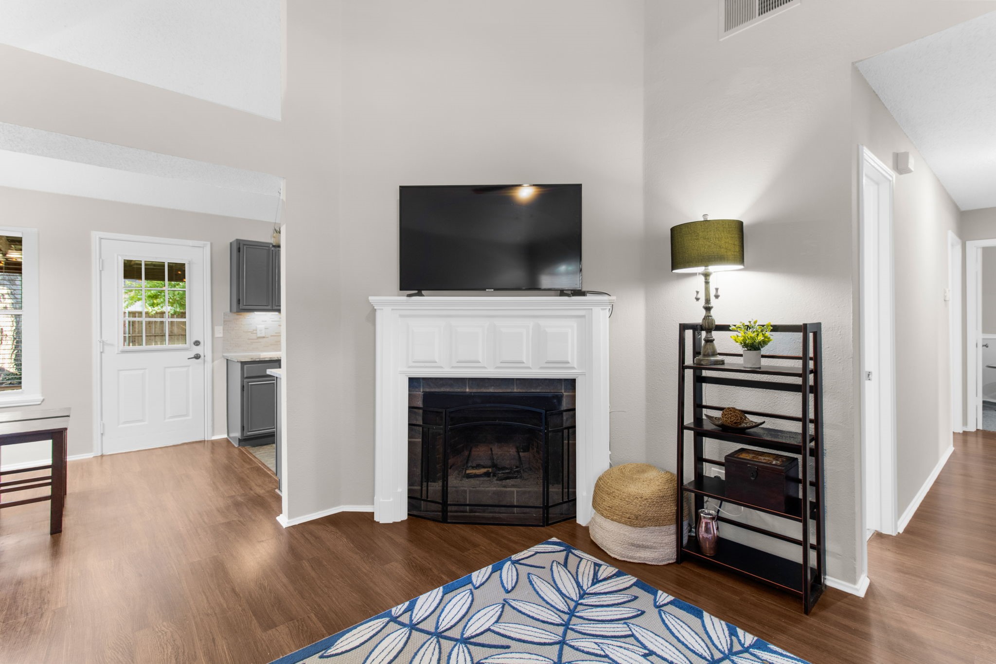 4411 Cordova Lane