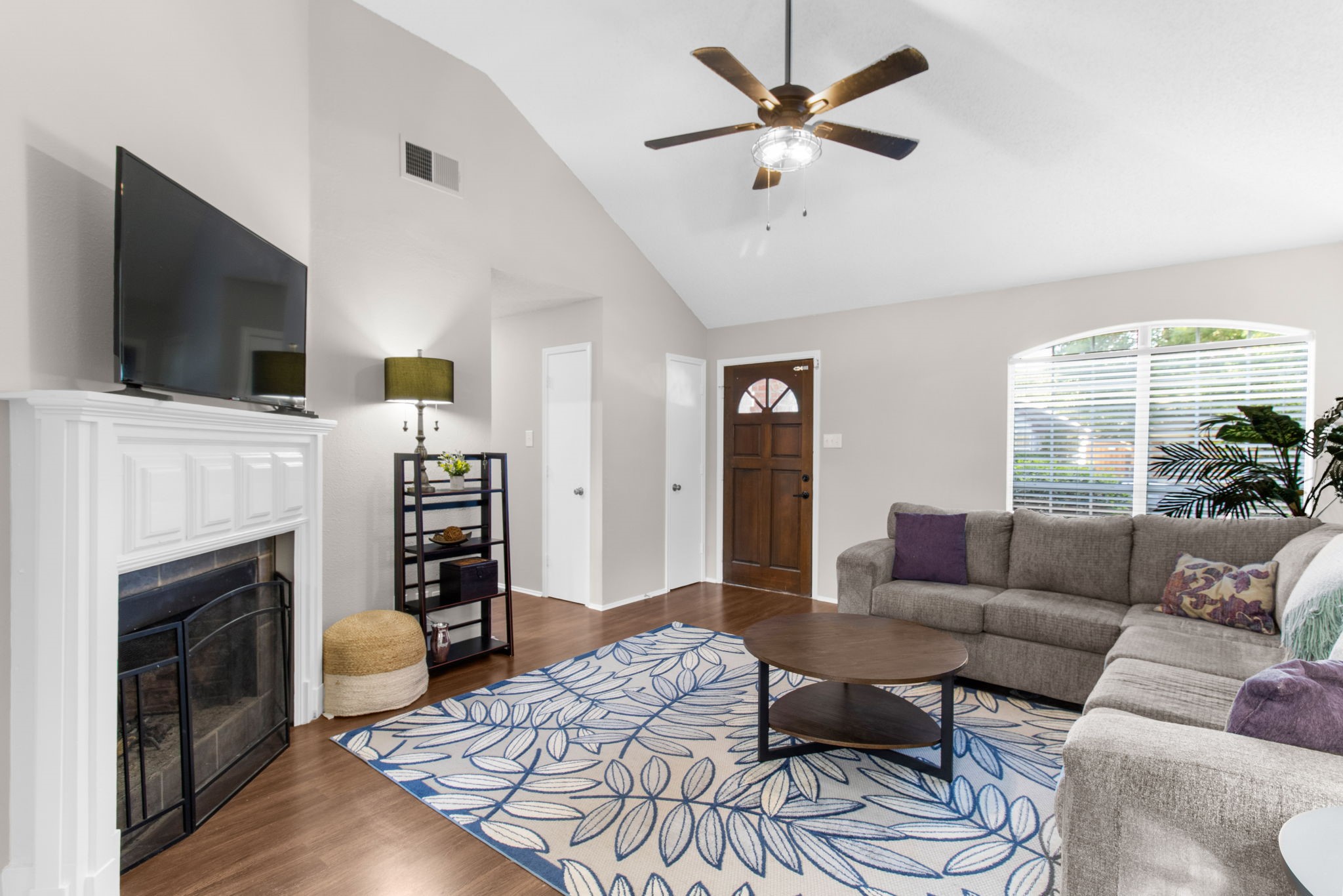 4411 Cordova Lane