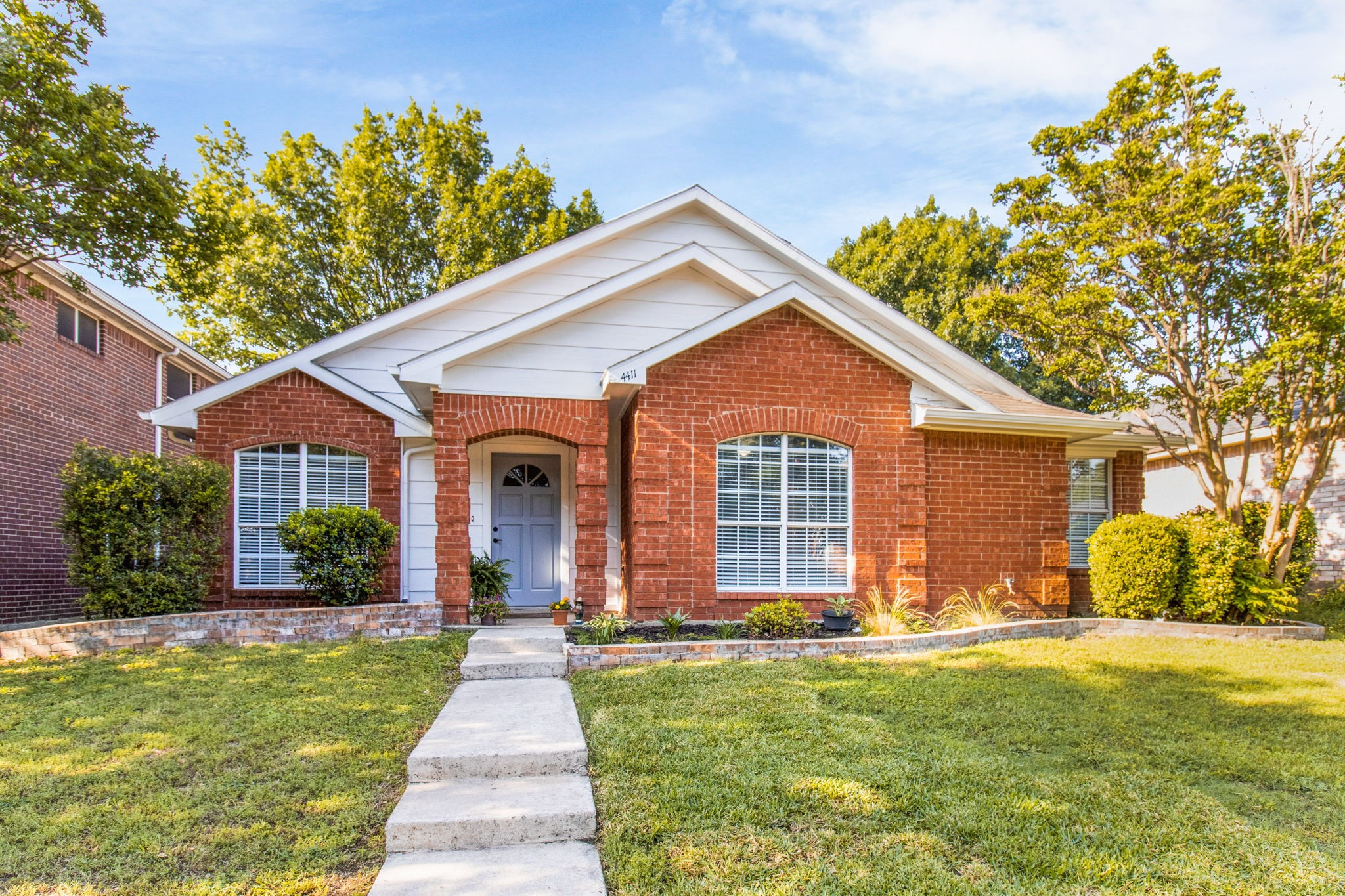 4411 Cordova Lane