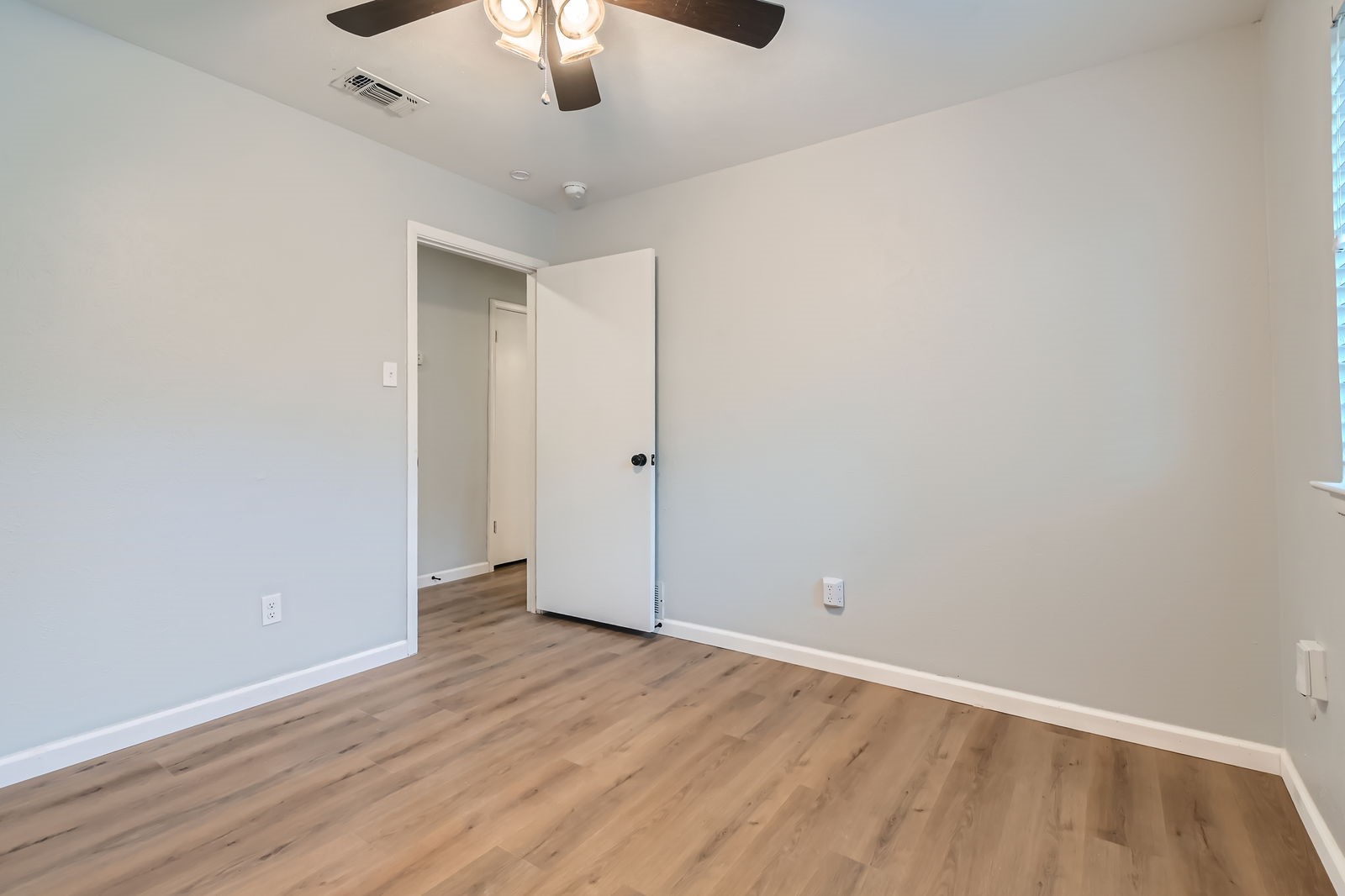 2848 Winterhaven Drive