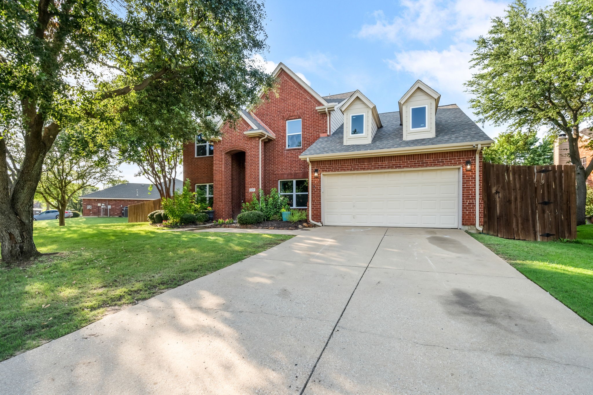 2201 Palamino Court